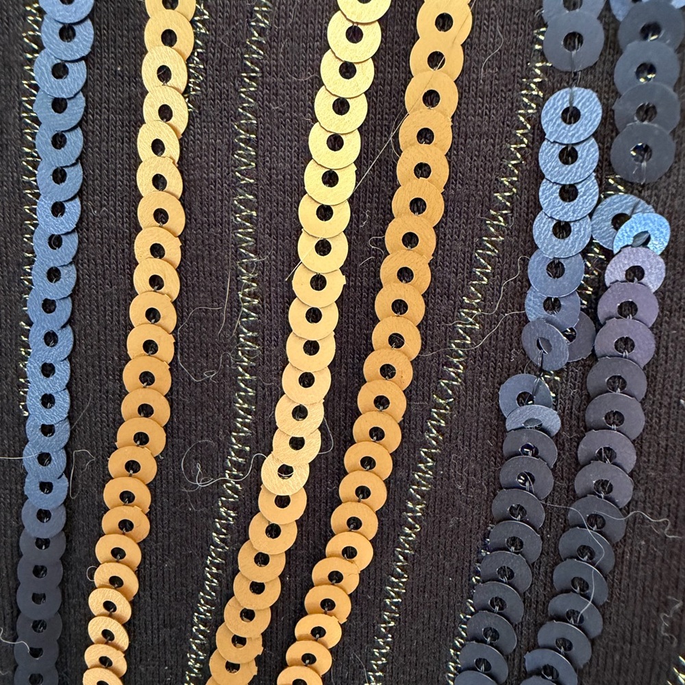 Vintage Edit by Jeanne Beker sequin top in black with blue/gold sequins - Picture 4 of 7